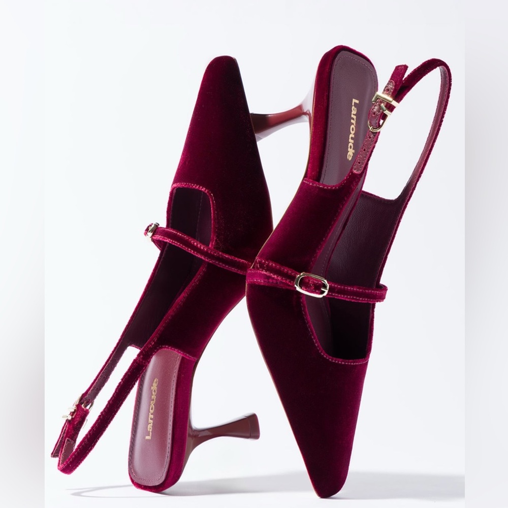 Larroude Ines Pump In Wine Velvet